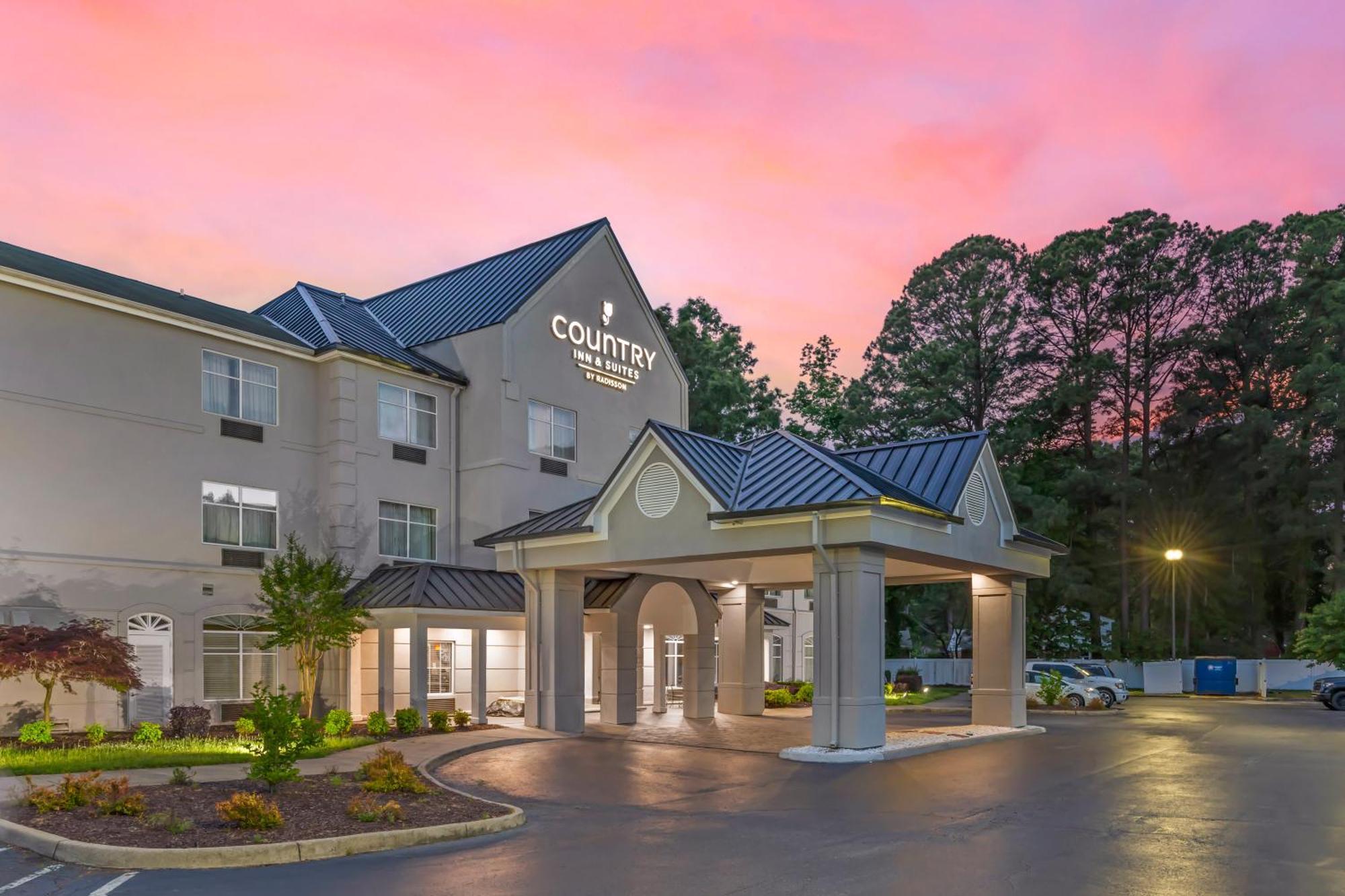 Country Inn & Suites By Radisson, Newport News South, Va Eksteriør billede